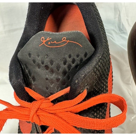 Nike Boys Kobe 10 726067-060 Black Running Shoes Sneakers Size 7Y - Size 8.5 W - Picture 3 of 9